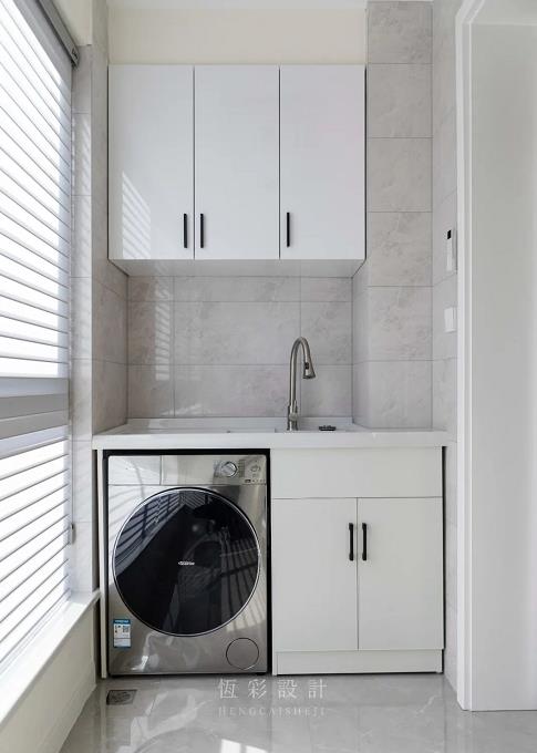 杭州装修房子木工要多少钱-柜子木工打好还是定制好