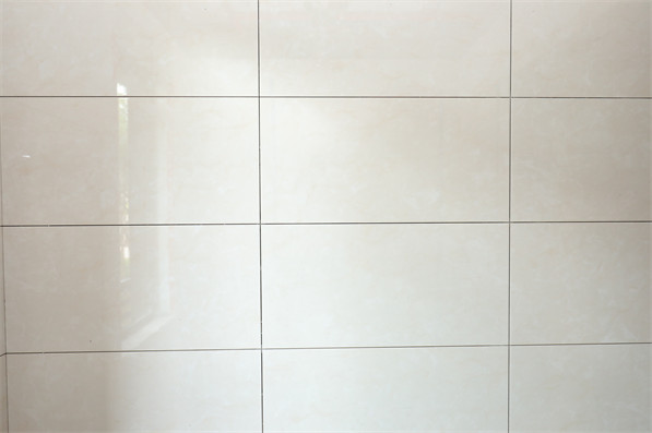 杭州瓷砖美缝：怎么处理瓷砖缝隙，瓷砖有缝隙怎么办