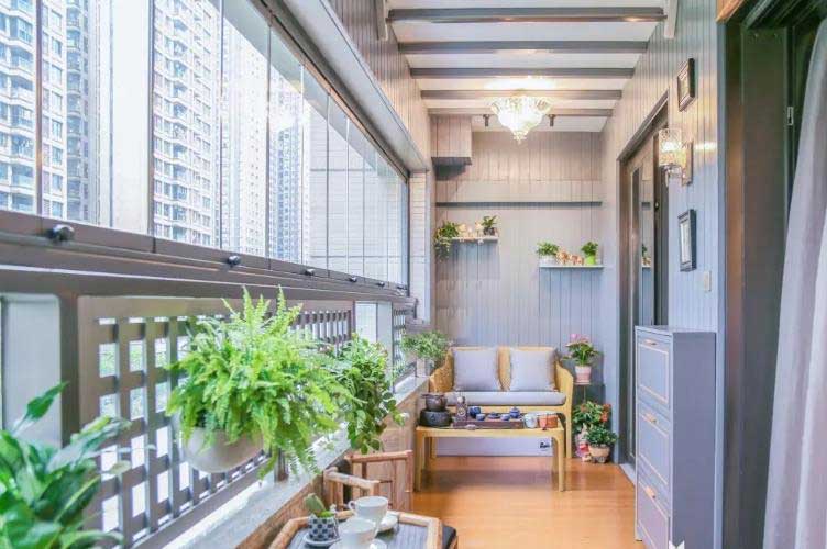 杭州包阳台多少一平方（封闭阳台1万多贵不贵呢）