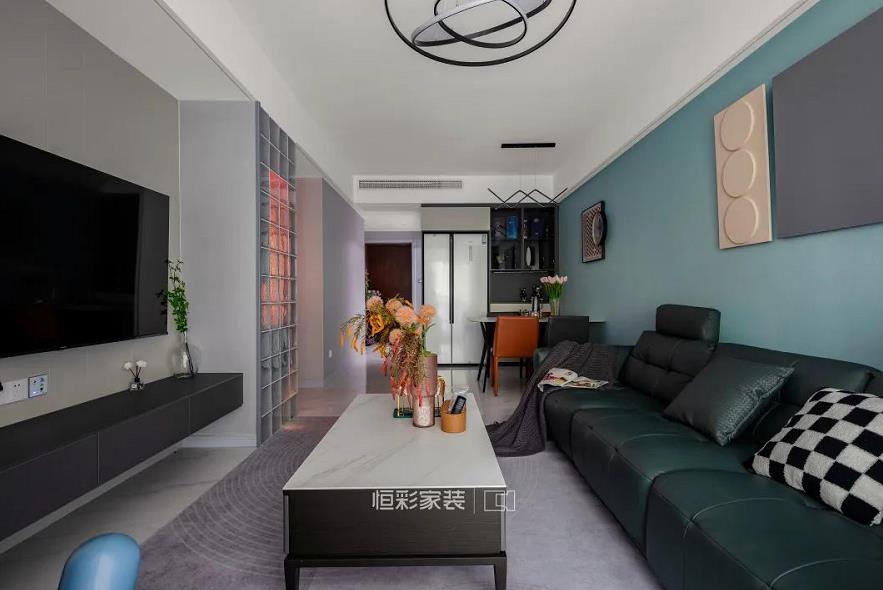 恒彩装饰钱塘店