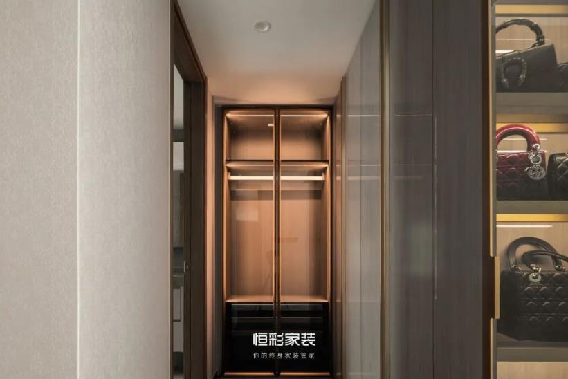 1681185732127089.jpg 杭州精装房改造设计衣帽间.jpg